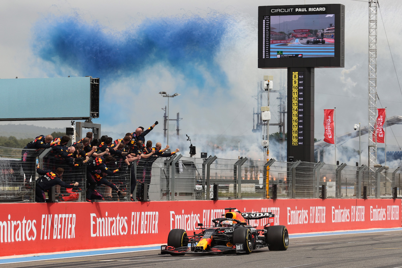 GP FRANCIA, Max Verstappen (NLD), Red Bull Racing 
20.06.2021. Formula 1 World Championship, Rd 7, French Grand Prix, Paul Ricard, France, Gara Day.
- www.xpbimages.com, EMail: requests@xpbimages.com ¬© Copyright: Charniaux / XPB Images