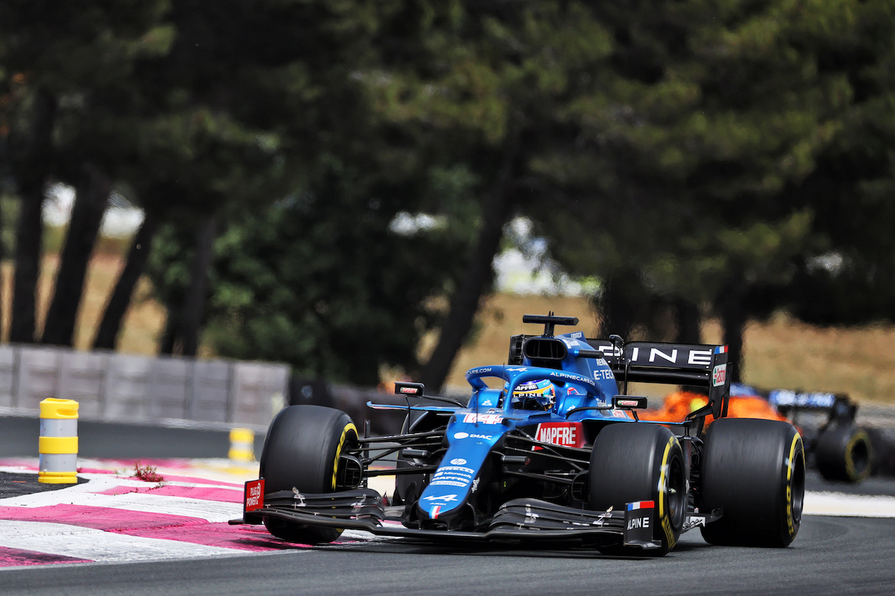 GP FRANCIA, Fernando Alonso (ESP) Alpine F1 Team A521.
20.06.2021. Formula 1 World Championship, Rd 7, French Grand Prix, Paul Ricard, France, Gara Day.
- www.xpbimages.com, EMail: requests@xpbimages.com © Copyright: Batchelor / XPB Images