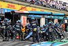 GP FRANCIA, Fernando Alonso (ESP) Alpine F1 Team A521 makes a pit stop.
20.06.2021. Formula 1 World Championship, Rd 7, French Grand Prix, Paul Ricard, France, Gara Day.
- www.xpbimages.com, EMail: requests@xpbimages.com © Copyright: Moy / XPB Images