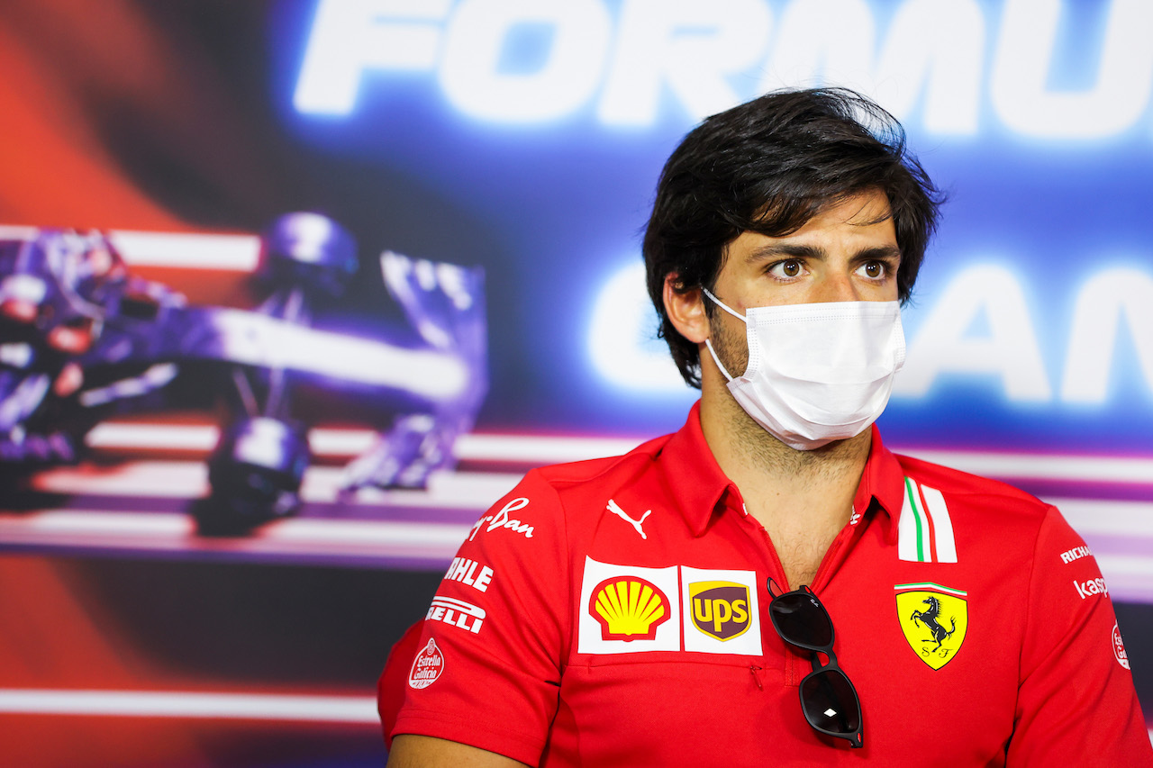 GP FRANCIA, Carlos Sainz Jr (ESP) Ferrari in the FIA Press Conference.
17.06.2021. Formula 1 World Championship, Rd 7, French Grand Prix, Paul Ricard, France, Preparation Day.
- www.xpbimages.com, EMail: requests@xpbimages.com © Copyright: FIA Pool Image for Editorial Use Only