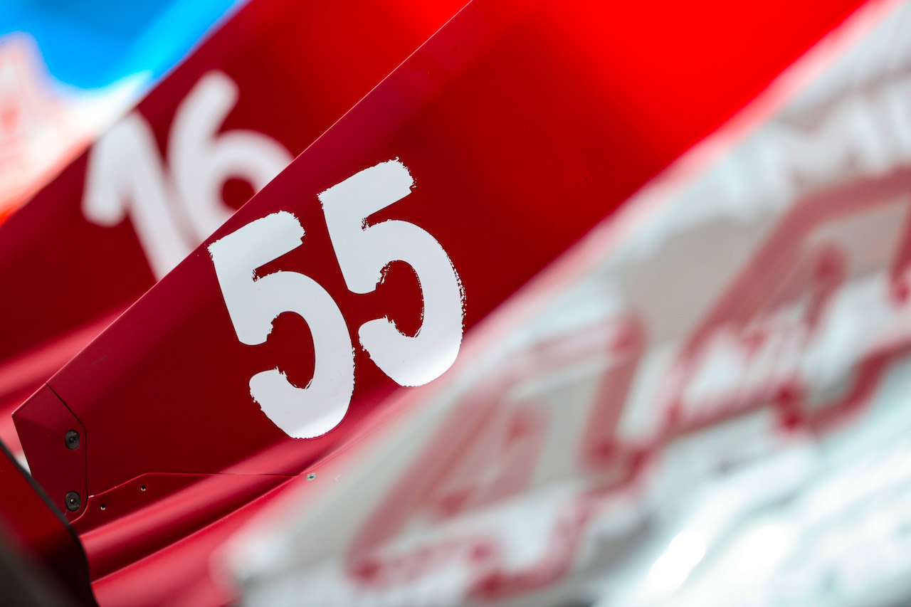 GP FRANCIA, Carlos Sainz Jr (ESP), Ferrari 
17.06.2021. Formula 1 World Championship, Rd 7, French Grand Prix, Paul Ricard, France, Preparation Day.
- www.xpbimages.com, EMail: requests@xpbimages.com ¬© Copyright: Charniaux / XPB Images