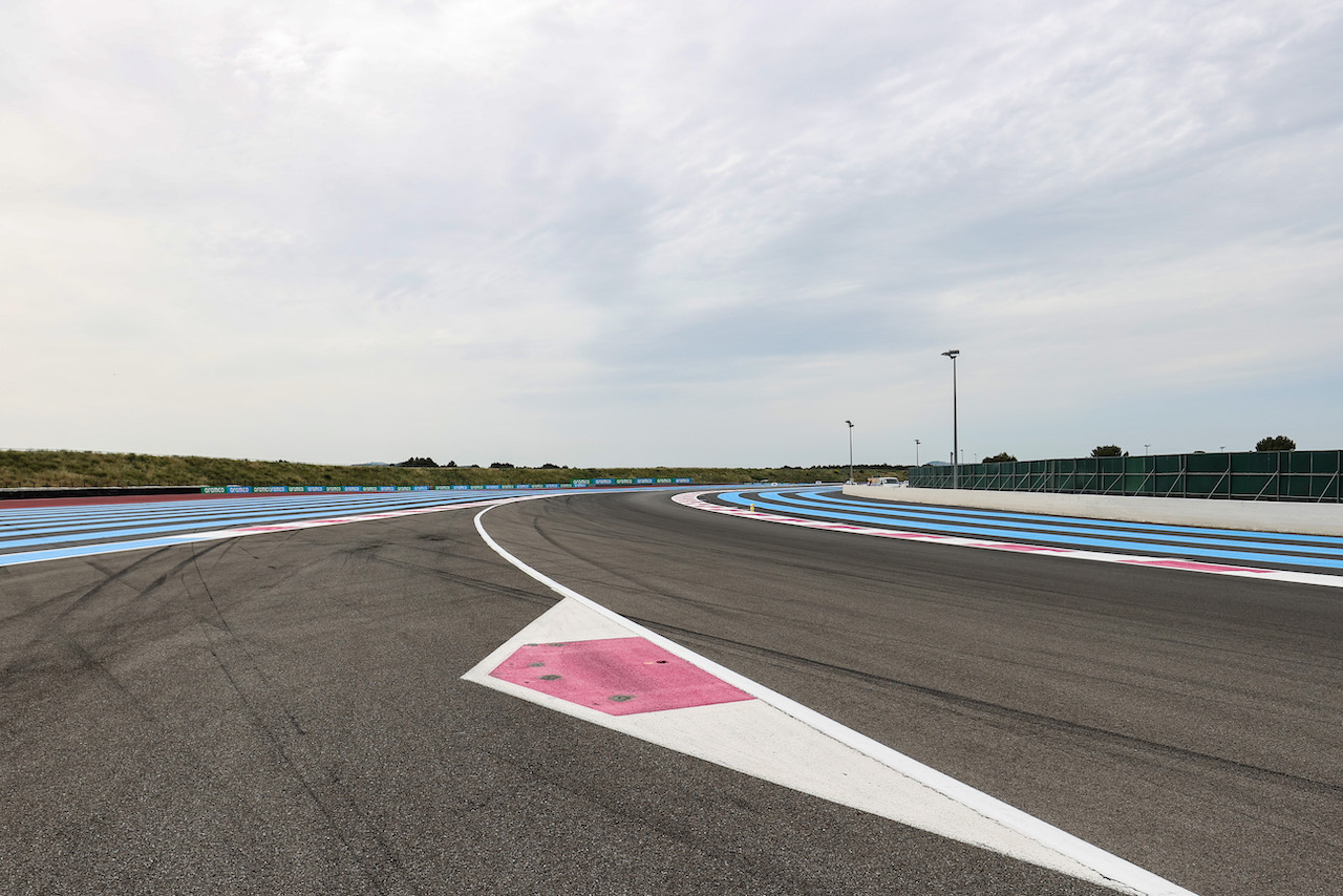 GP FRANCIA, Run off area at the end of the Mistral straight.
17.06.2021. Formula 1 World Championship, Rd 7, French Grand Prix, Paul Ricard, France, Preparation Day.
- www.xpbimages.com, EMail: requests@xpbimages.com © Copyright: Charniaux / XPB Images