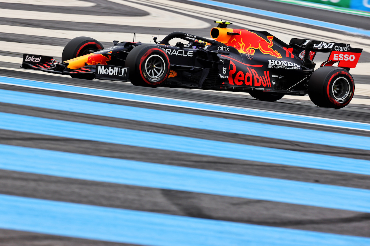 GP FRANCIA, Sergio Perez (MEX) Red Bull Racing RB16B.
19.06.2021. Formula 1 World Championship, Rd 7, French Grand Prix, Paul Ricard, France, Qualifiche Day.
- www.xpbimages.com, EMail: requests@xpbimages.com © Copyright: Batchelor / XPB Images