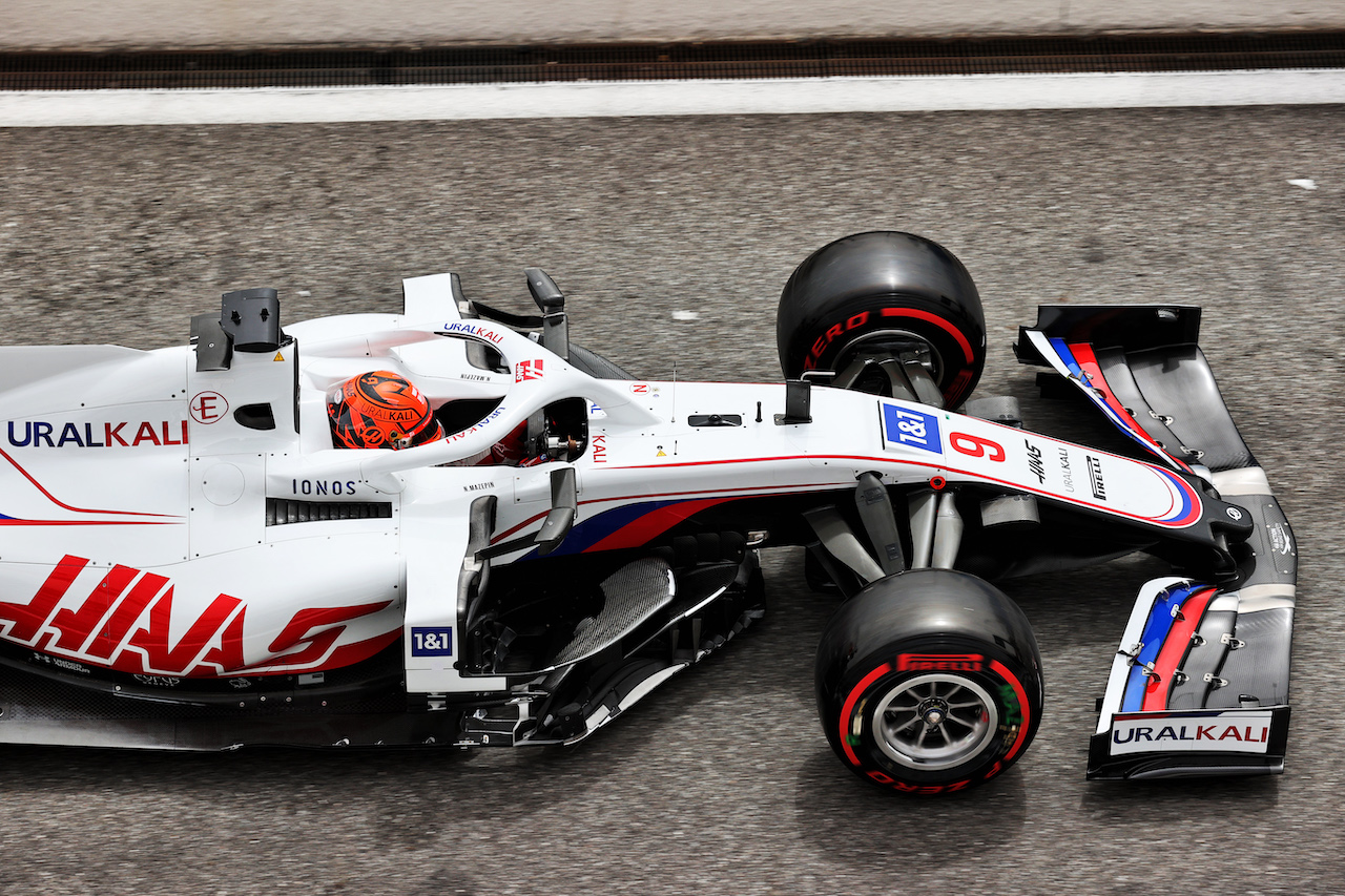 GP FRANCIA, Nikita Mazepin (RUS) Haas F1 Team VF-21.
19.06.2021. Formula 1 World Championship, Rd 7, French Grand Prix, Paul Ricard, France, Qualifiche Day.
- www.xpbimages.com, EMail: requests@xpbimages.com © Copyright: Batchelor / XPB Images