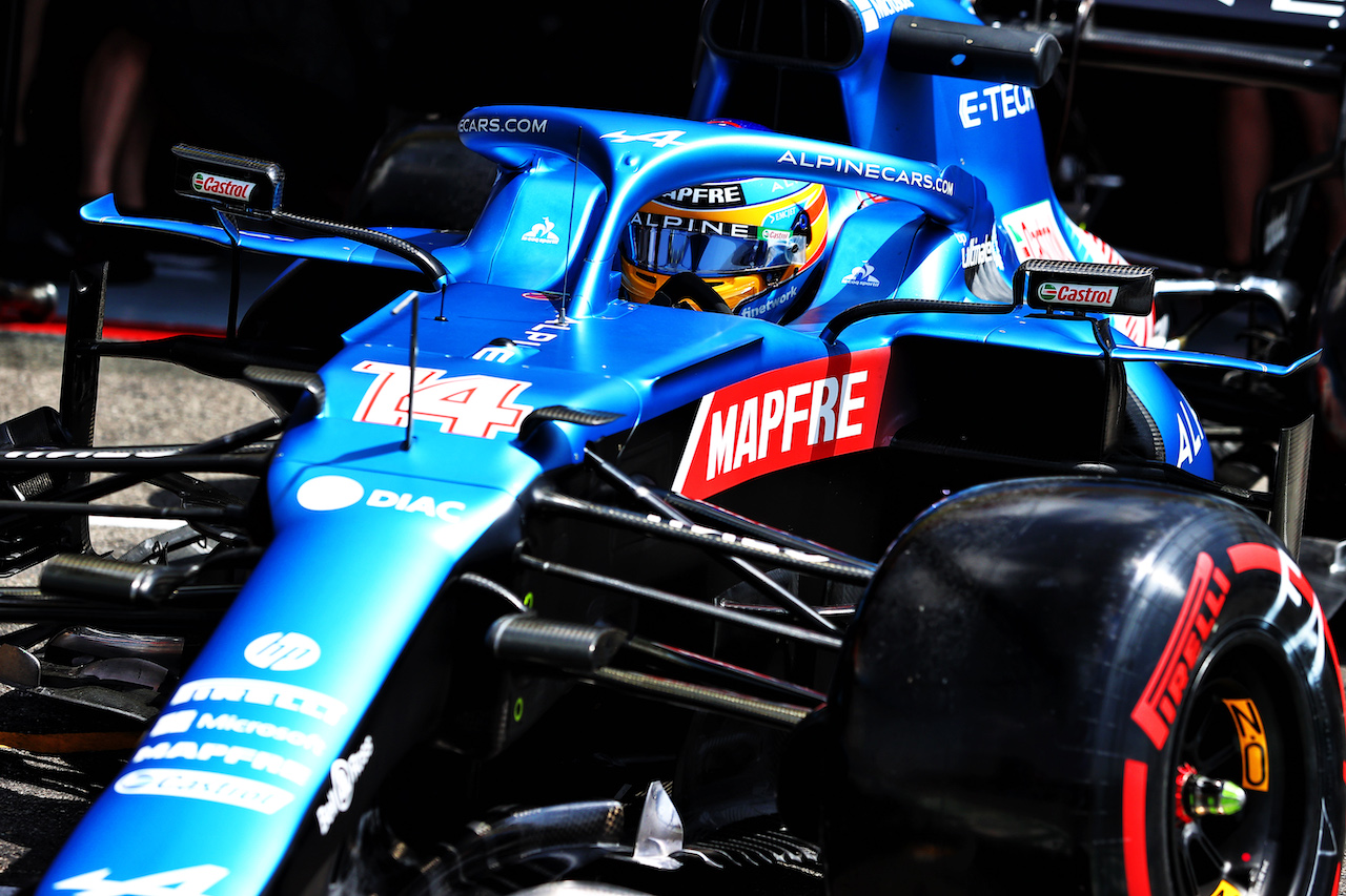 GP FRANCIA, Fernando Alonso (ESP) Alpine F1 Team A521 leaves the pits.
18.06.2021. Formula 1 World Championship, Rd 7, French Grand Prix, Paul Ricard, France, Practice Day.
- www.xpbimages.com, EMail: requests@xpbimages.com © Copyright: Moy / XPB Images