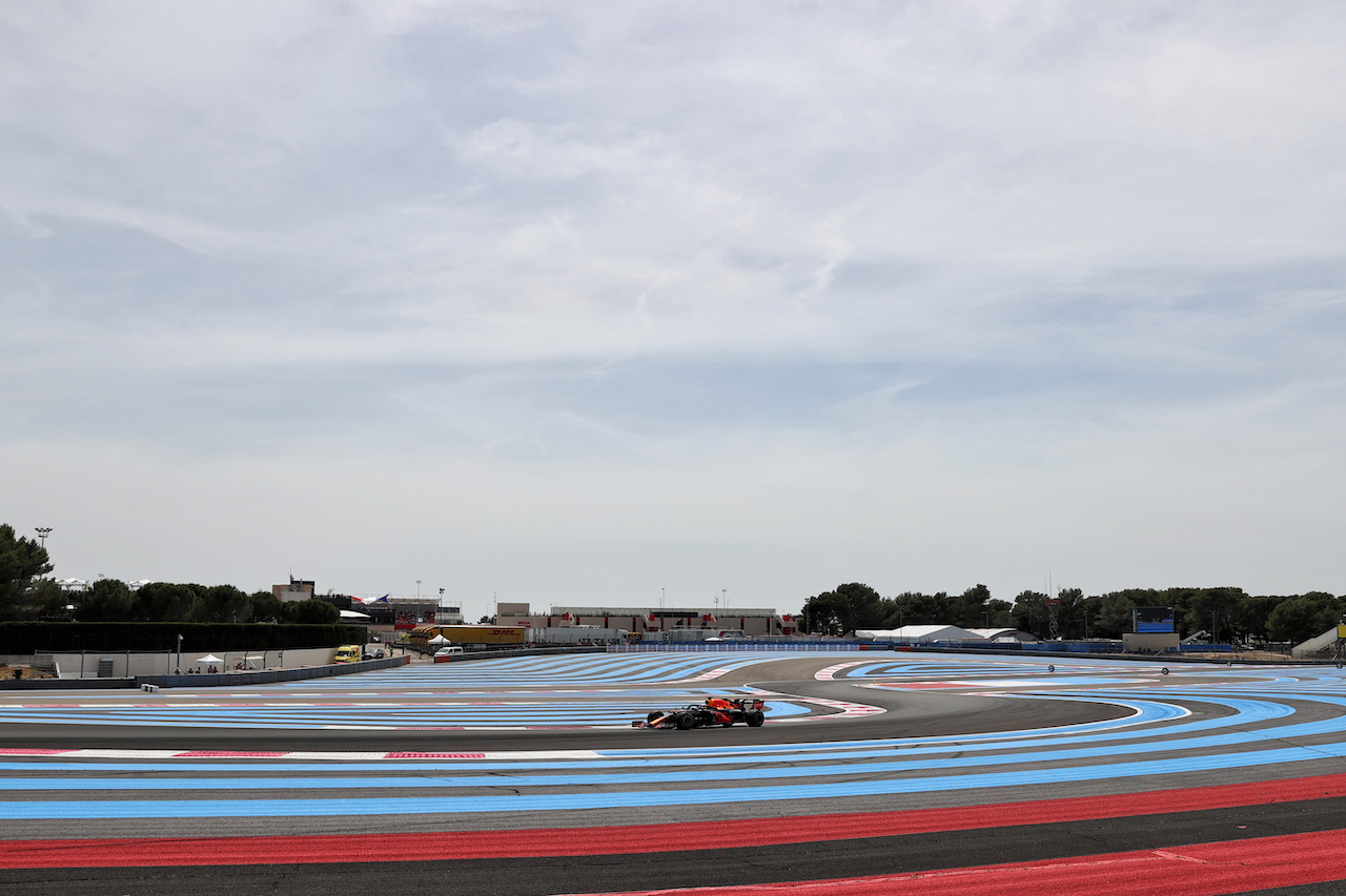 GP FRANCIA, Max Verstappen (NLD) Red Bull Racing RB16B.
18.06.2021. Formula 1 World Championship, Rd 7, French Grand Prix, Paul Ricard, France, Practice Day.
- www.xpbimages.com, EMail: requests@xpbimages.com © Copyright: Batchelor / XPB Images