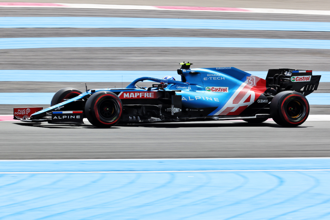 GP FRANCIA, Esteban Ocon (FRA) Alpine F1 Team A521.
18.06.2021. Formula 1 World Championship, Rd 7, French Grand Prix, Paul Ricard, France, Practice Day.
- www.xpbimages.com, EMail: requests@xpbimages.com © Copyright: Batchelor / XPB Images