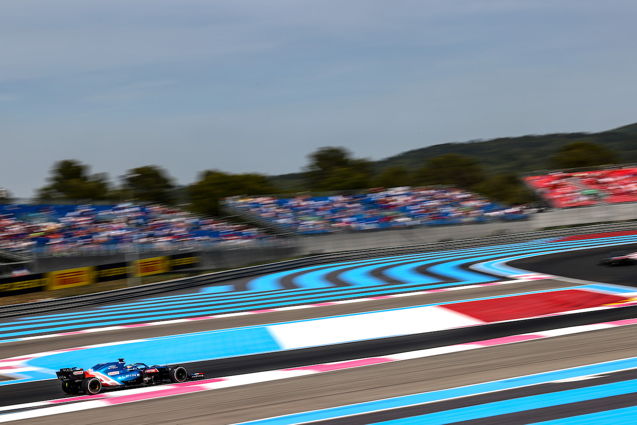 GP FRANCIA, Fernando Alonso (ESP), Alpine F1 Team 
18.06.2021. Formula 1 World Championship, Rd 7, French Grand Prix, Paul Ricard, France, Practice Day.
- www.xpbimages.com, EMail: requests@xpbimages.com ¬© Copyright: Charniaux / XPB Images