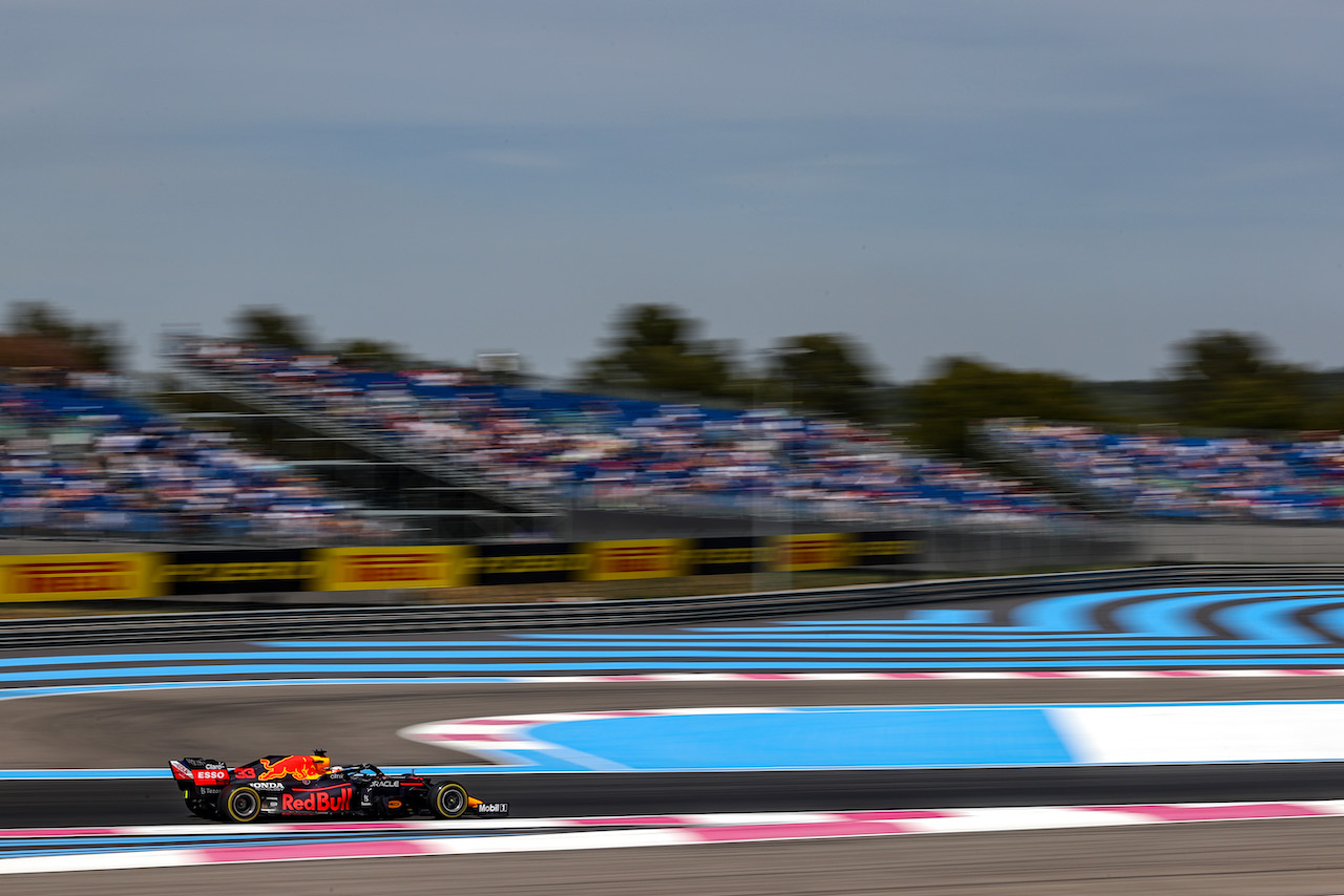 GP FRANCIA, Max Verstappen (NLD), Red Bull Racing 
18.06.2021. Formula 1 World Championship, Rd 7, French Grand Prix, Paul Ricard, France, Practice Day.
- www.xpbimages.com, EMail: requests@xpbimages.com ¬© Copyright: Charniaux / XPB Images