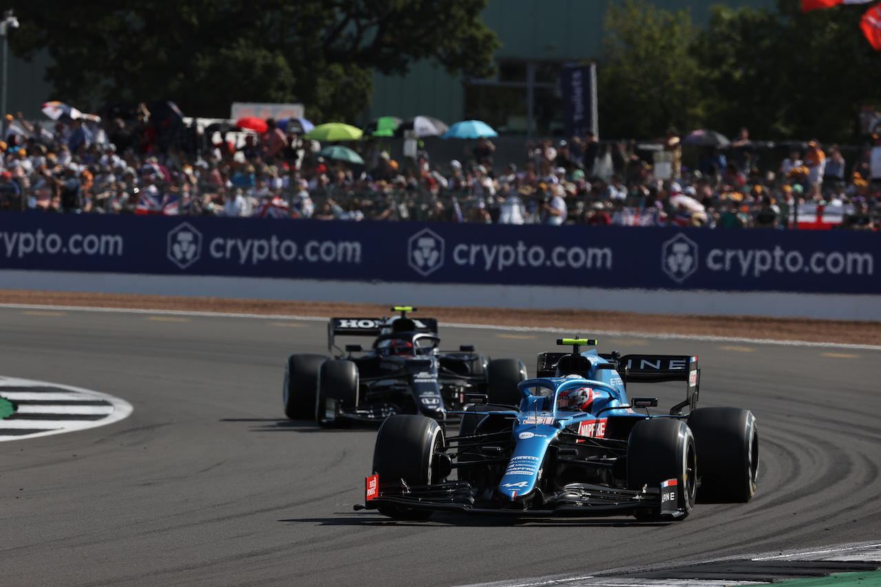 GP GRAN BRETAGNA, Esteban Ocon (FRA) Alpine F1 Team A521.
18.07.2021. Formula 1 World Championship, Rd 10, British Grand Prix, Silverstone, England, Gara Day.
- www.xpbimages.com, EMail: requests@xpbimages.com ¬© Copyright: Batchelor / XPB Images