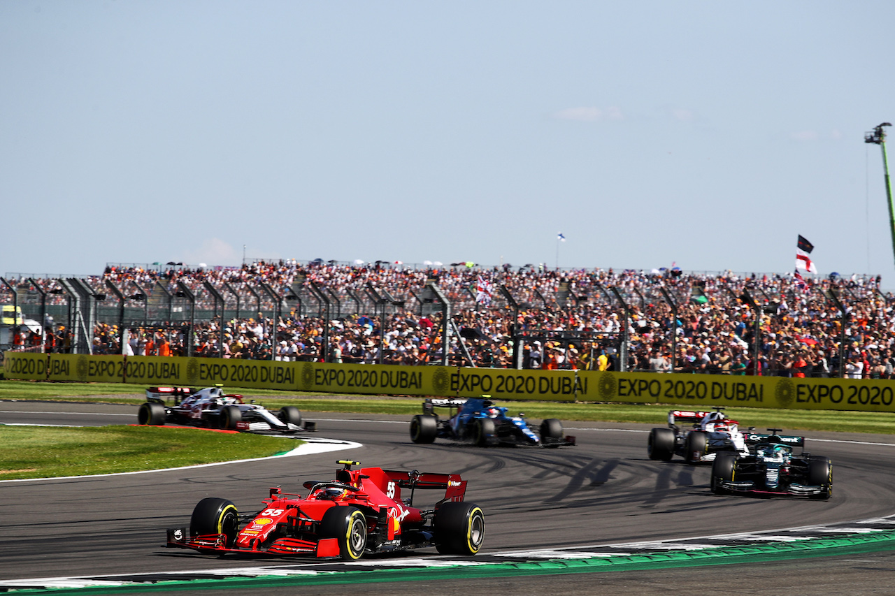 GP GRAN BRETAGNA, Carlos Sainz Jr (ESP) Ferrari SF-21.
18.07.2021. Formula 1 World Championship, Rd 10, British Grand Prix, Silverstone, England, Gara Day.
 - www.xpbimages.com, EMail: requests@xpbimages.com © Copyright: Davenport / XPB Images