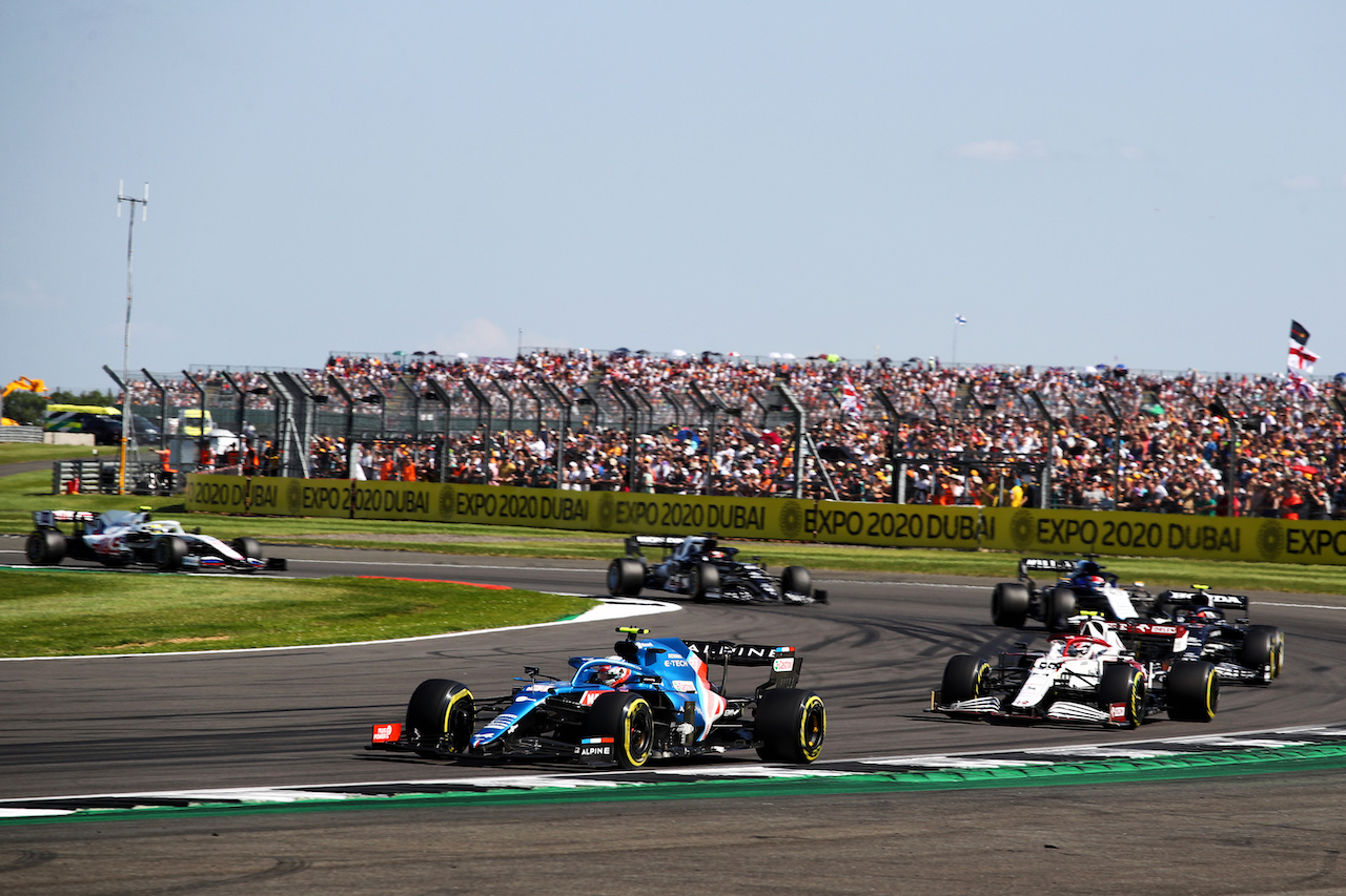 GP GRAN BRETAGNA, Esteban Ocon (FRA) Alpine F1 Team A521.
18.07.2021. Formula 1 World Championship, Rd 10, British Grand Prix, Silverstone, England, Gara Day.
 - www.xpbimages.com, EMail: requests@xpbimages.com © Copyright: Davenport / XPB Images