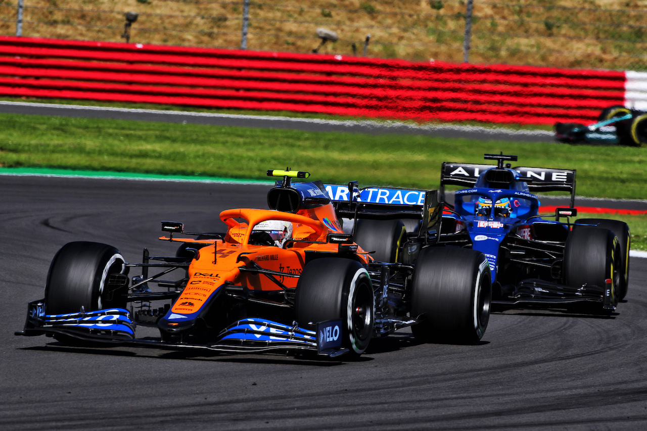 GP GRAN BRETAGNA, Lando Norris (GBR) McLaren MCL35M.
18.07.2021. Formula 1 World Championship, Rd 10, British Grand Prix, Silverstone, England, Gara Day.
 - www.xpbimages.com, EMail: requests@xpbimages.com © Copyright: Davenport / XPB Images