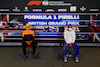 GP GRAN BRETAGNA, (L to R): Lando Norris (GBR) McLaren e Lewis Hamilton (GBR) Mercedes AMG F1 in the FIA Press Conference.
15.07.2021. Formula 1 World Championship, Rd 10, British Grand Prix, Silverstone, England, Preparation Day.
- www.xpbimages.com, EMail: requests@xpbimages.com © Copyright: FIA Pool Image for Editorial Use Only