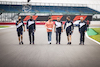 GP GRAN BRETAGNA, Pierre Gasly (FRA) AlphaTauri walks the circuit with the team.
15.07.2021. Formula 1 World Championship, Rd 10, British Grand Prix, Silverstone, England, Preparation Day.
- www.xpbimages.com, EMail: requests@xpbimages.com © Copyright: Bearne / XPB Images