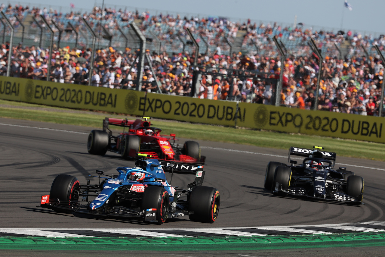 GP GRAN BRETAGNA, Esteban Ocon (FRA) Alpine F1 Team A521.
17.07.2021. Formula 1 World Championship, Rd 10, British Grand Prix, Silverstone, England, Qualifiche Day.
- www.xpbimages.com, EMail: requests@xpbimages.com © Copyright: Batchelor / XPB Images