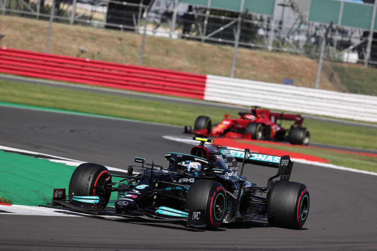 GP GRAN BRETAGNA, Valtteri Bottas (FIN) Mercedes AMG F1 W12.
17.07.2021. Formula 1 World Championship, Rd 10, British Grand Prix, Silverstone, England, Qualifiche Day.
- www.xpbimages.com, EMail: requests@xpbimages.com © Copyright: Batchelor / XPB Images