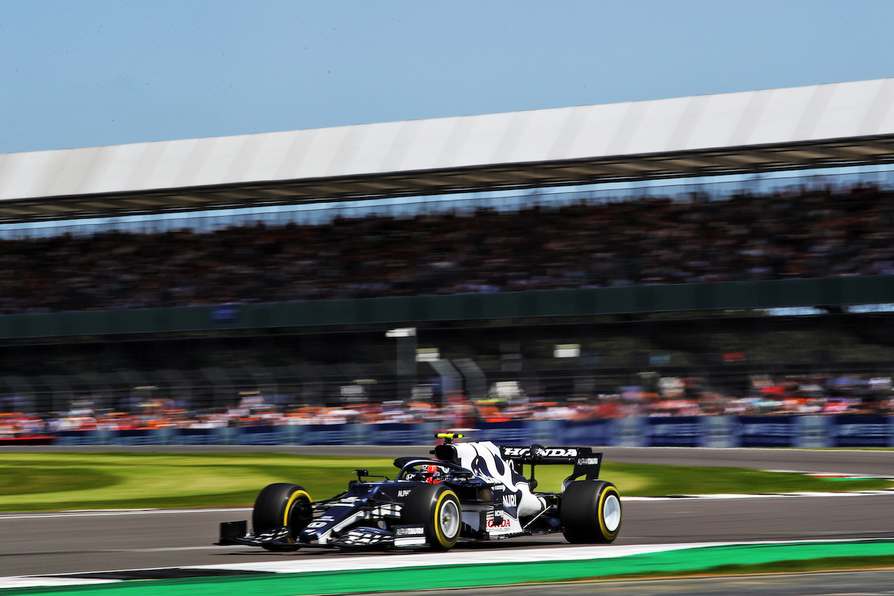 GP GRAN BRETAGNA, Pierre Gasly (FRA) AlphaTauri AT02.
17.07.2021. Formula 1 World Championship, Rd 10, British Grand Prix, Silverstone, England, Qualifiche Day.
 - www.xpbimages.com, EMail: requests@xpbimages.com © Copyright: Davenport / XPB Images