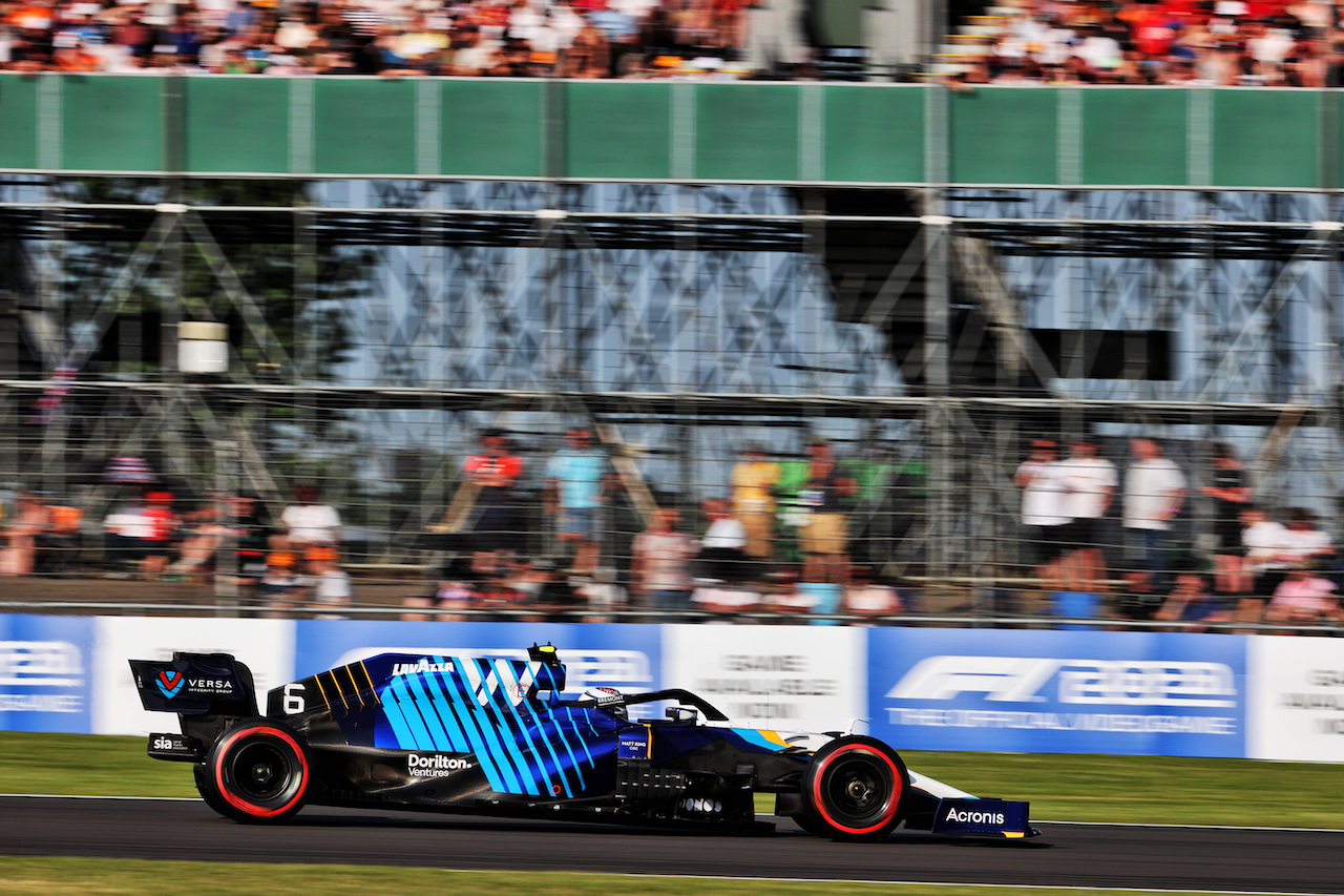GP GRAN BRETAGNA, Nicholas Latifi (CDN) Williams Racing FW43B.
16.07.2021. Formula 1 World Championship, Rd 10, British Grand Prix, Silverstone, England, Practice Day.
- www.xpbimages.com, EMail: requests@xpbimages.com © Copyright: Batchelor / XPB Images