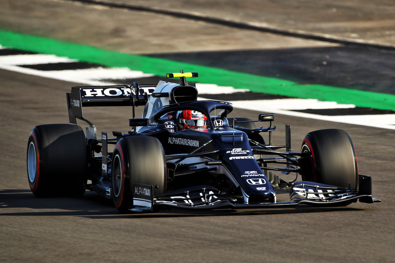GP GRAN BRETAGNA, Pierre Gasly (FRA) AlphaTauri AT02.
16.07.2021. Formula 1 World Championship, Rd 10, British Grand Prix, Silverstone, England, Practice Day.
 - www.xpbimages.com, EMail: requests@xpbimages.com © Copyright: Davenport / XPB Images