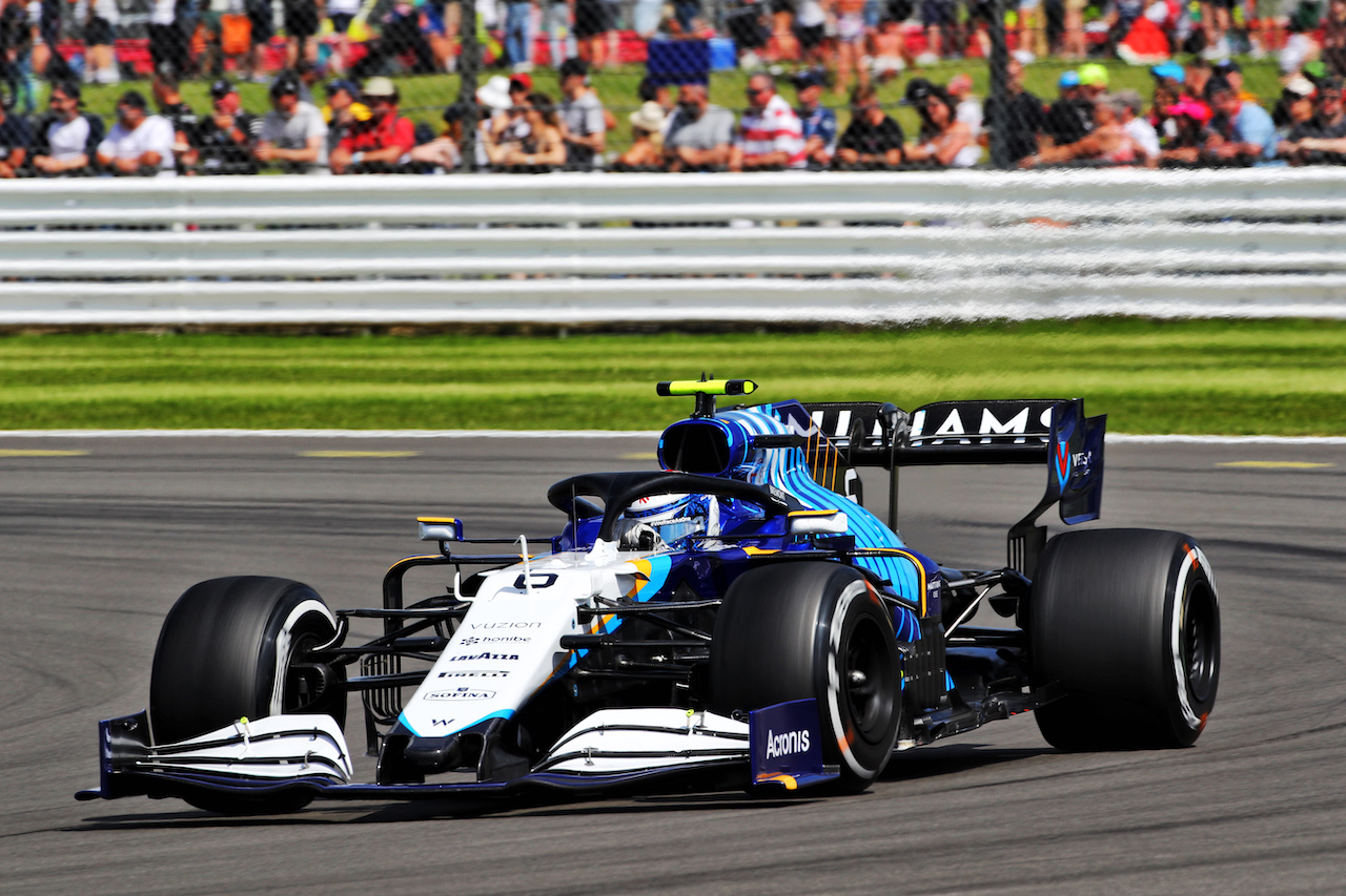 GP GRAN BRETAGNA, Nicholas Latifi (CDN) Williams Racing FW43B.
16.07.2021. Formula 1 World Championship, Rd 10, British Grand Prix, Silverstone, England, Practice Day.
 - www.xpbimages.com, EMail: requests@xpbimages.com © Copyright: Davenport / XPB Images