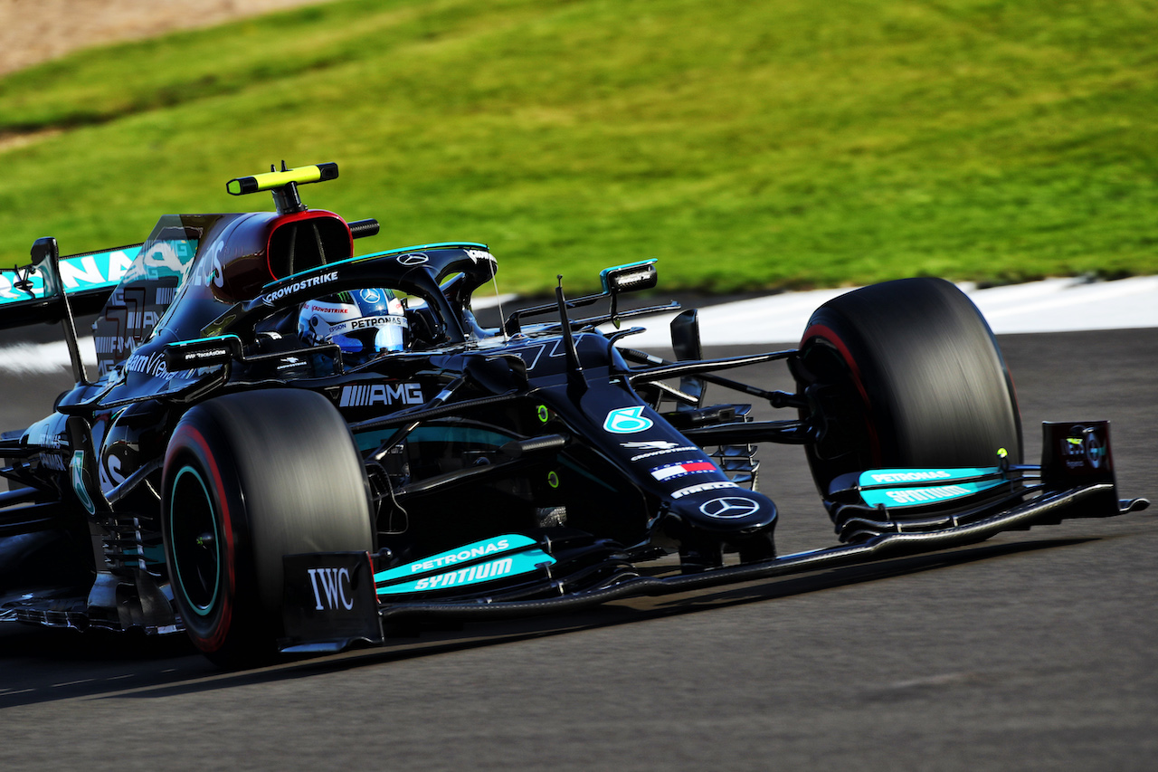 GP GRAN BRETAGNA, Valtteri Bottas (FIN) Mercedes AMG F1 W12.
16.07.2021. Formula 1 World Championship, Rd 10, British Grand Prix, Silverstone, England, Practice Day.
 - www.xpbimages.com, EMail: requests@xpbimages.com © Copyright: Davenport / XPB Images