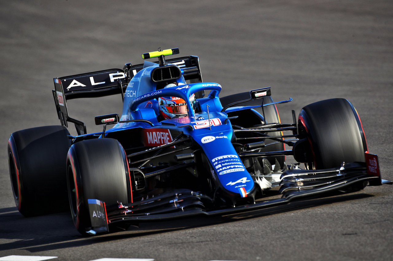 GP GRAN BRETAGNA, Esteban Ocon (FRA) Alpine F1 Team A521.
16.07.2021. Formula 1 World Championship, Rd 10, British Grand Prix, Silverstone, England, Practice Day.
 - www.xpbimages.com, EMail: requests@xpbimages.com © Copyright: Davenport / XPB Images