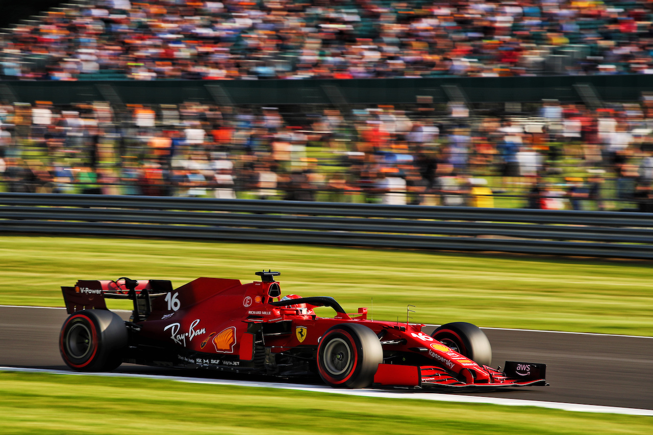 GP GRAN BRETAGNA, Charles Leclerc (MON) Ferrari SF-21.
16.07.2021. Formula 1 World Championship, Rd 10, British Grand Prix, Silverstone, England, Practice Day.
 - www.xpbimages.com, EMail: requests@xpbimages.com © Copyright: Davenport / XPB Images