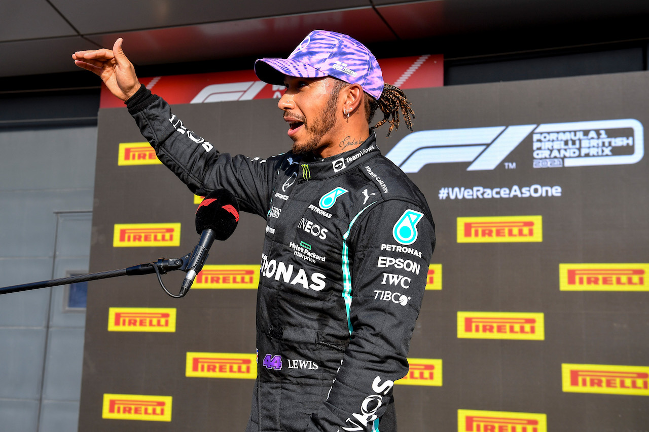 GP GRAN BRETAGNA, Lewis Hamilton (GBR) Mercedes AMG F1 in qualifying parc ferme.
16.07.2021. Formula 1 World Championship, Rd 10, British Grand Prix, Silverstone, England, Practice Day.
- www.xpbimages.com, EMail: requests@xpbimages.com © Copyright: FIA Pool Image for Editorial Use Only