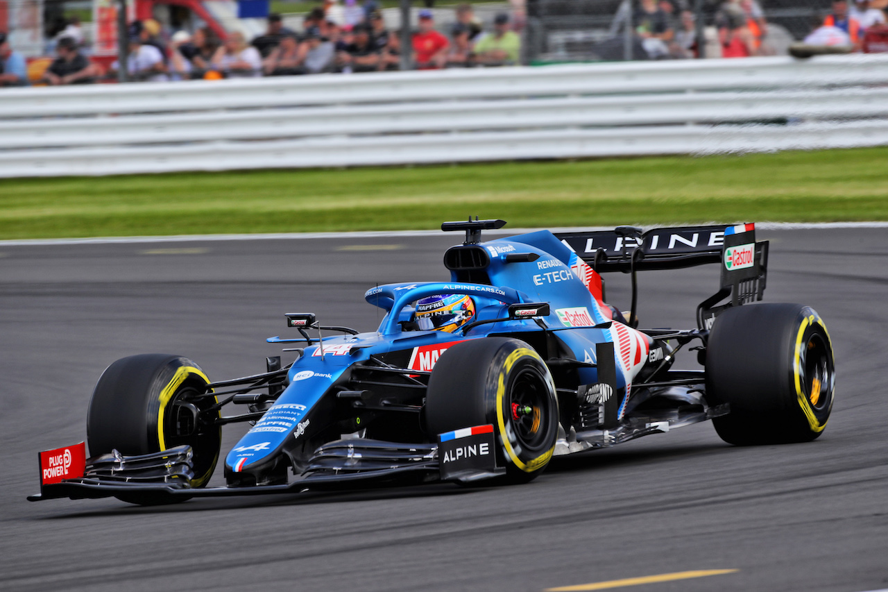 GP GRAN BRETAGNA, Fernando Alonso (ESP) Alpine F1 Team A521.
16.07.2021. Formula 1 World Championship, Rd 10, British Grand Prix, Silverstone, England, Practice Day.
 - www.xpbimages.com, EMail: requests@xpbimages.com © Copyright: Davenport / XPB Images