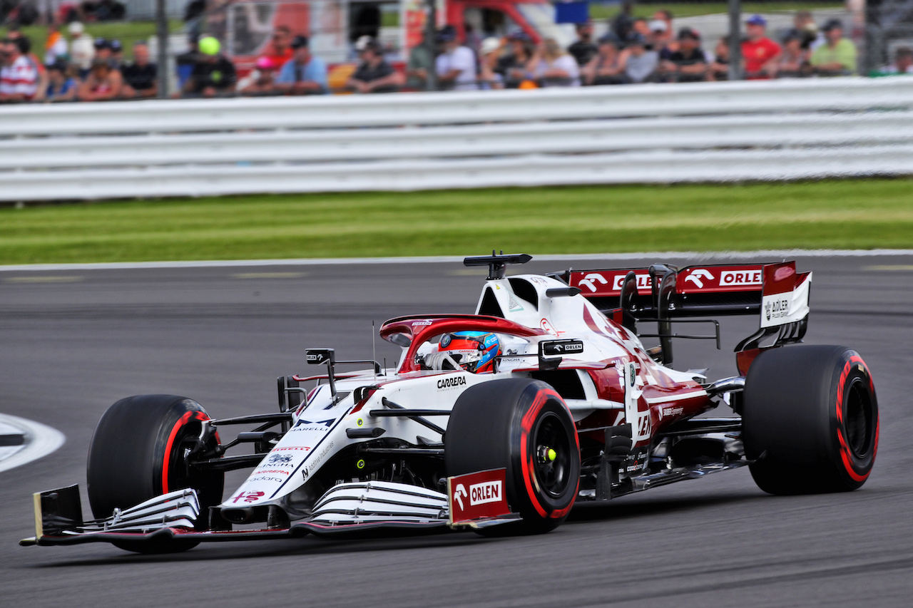 GP GRAN BRETAGNA, Kimi Raikkonen (FIN) Alfa Romeo Racing C41.
16.07.2021. Formula 1 World Championship, Rd 10, British Grand Prix, Silverstone, England, Practice Day.
 - www.xpbimages.com, EMail: requests@xpbimages.com © Copyright: Davenport / XPB Images