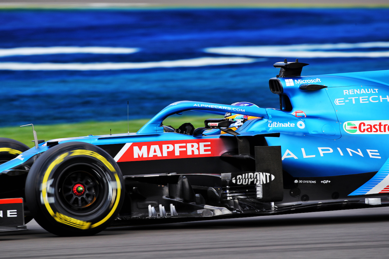 GP GRAN BRETAGNA, Fernando Alonso (ESP) Alpine F1 Team A521.
16.07.2021. Formula 1 World Championship, Rd 10, British Grand Prix, Silverstone, England, Practice Day.
 - www.xpbimages.com, EMail: requests@xpbimages.com © Copyright: Davenport / XPB Images