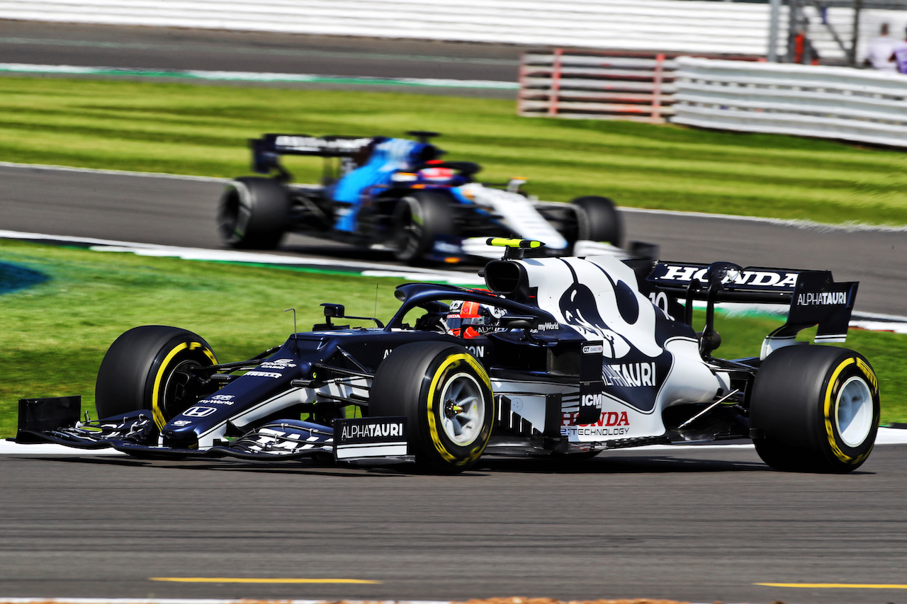 GP GRAN BRETAGNA, Pierre Gasly (FRA) AlphaTauri AT02.
16.07.2021. Formula 1 World Championship, Rd 10, British Grand Prix, Silverstone, England, Practice Day.
 - www.xpbimages.com, EMail: requests@xpbimages.com © Copyright: Davenport / XPB Images