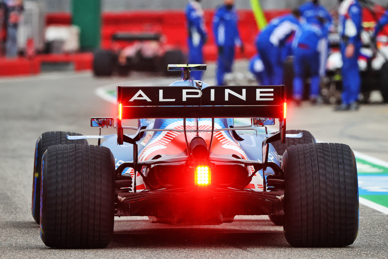 GP IMOLA, Esteban Ocon (FRA) Alpine F1 Team A521.
18.04.2021. Formula 1 World Championship, Rd 2, Emilia Romagna Grand Prix, Imola, Italy, Gara Day.
- www.xpbimages.com, EMail: requests@xpbimages.com © Copyright: Moy / XPB Images