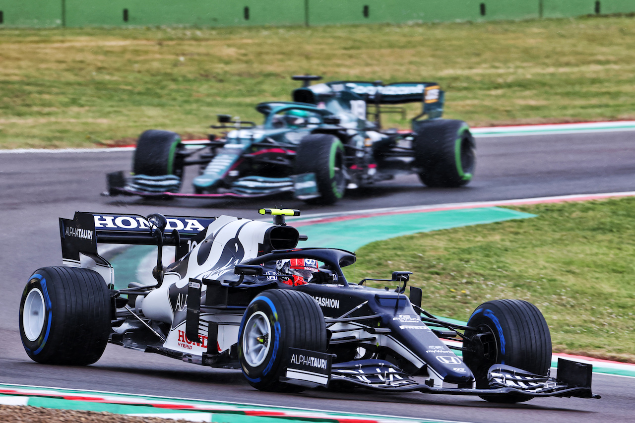 GP IMOLA, Pierre Gasly (FRA) AlphaTauri AT02.
18.04.2021. Formula 1 World Championship, Rd 2, Emilia Romagna Grand Prix, Imola, Italy, Gara Day.
- www.xpbimages.com, EMail: requests@xpbimages.com © Copyright: Charniaux / XPB Images