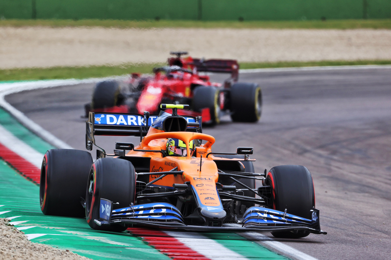 GP IMOLA, Lando Norris (GBR) McLaren MCL35M.
18.04.2021. Formula 1 World Championship, Rd 2, Emilia Romagna Grand Prix, Imola, Italy, Gara Day.
- www.xpbimages.com, EMail: requests@xpbimages.com © Copyright: Charniaux / XPB Images