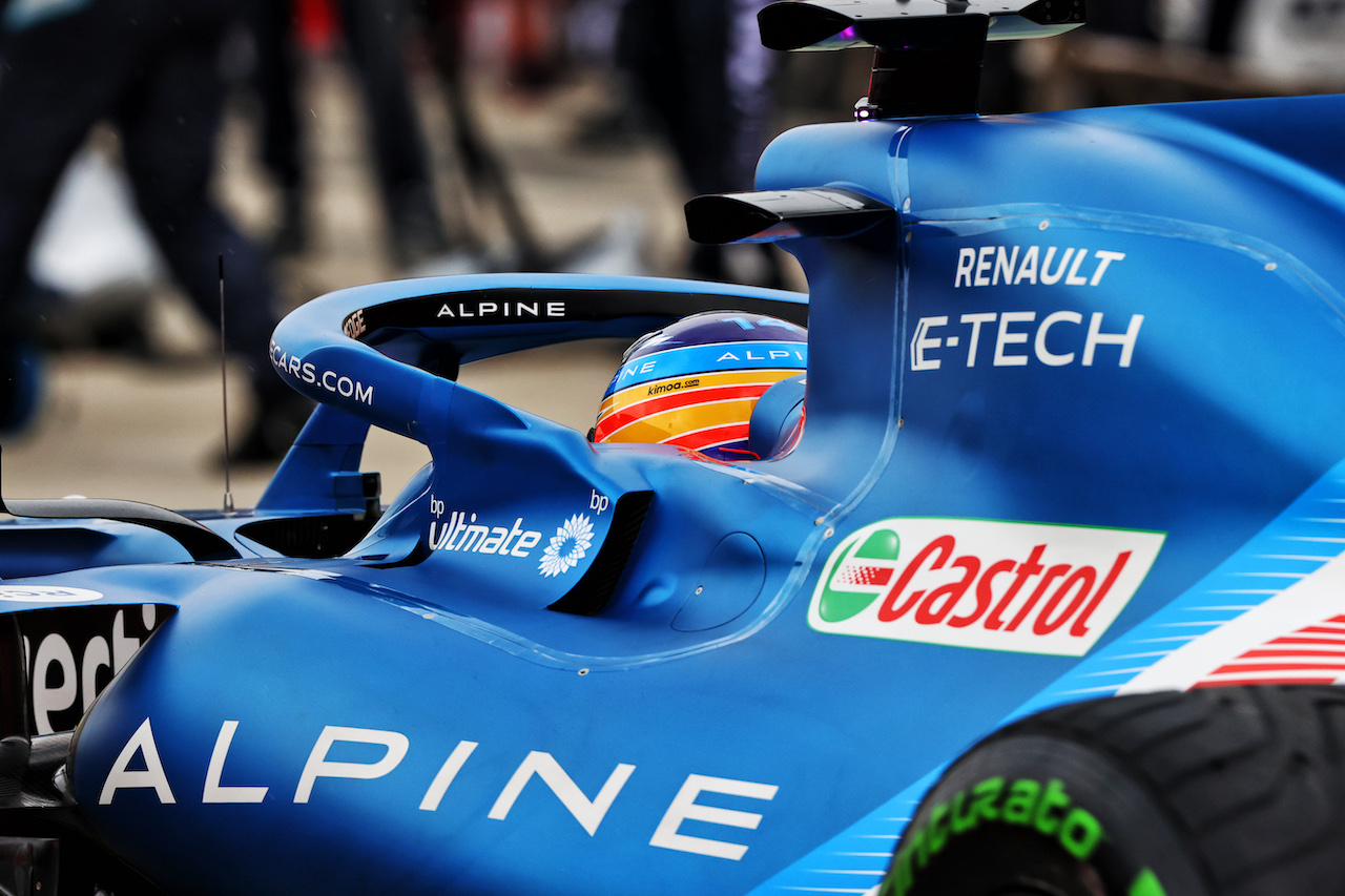 GP IMOLA, Fernando Alonso (ESP) Alpine F1 Team A521 in the pits while the race is stopped.
18.04.2021. Formula 1 World Championship, Rd 2, Emilia Romagna Grand Prix, Imola, Italy, Gara Day.
- www.xpbimages.com, EMail: requests@xpbimages.com © Copyright: Moy / XPB Images