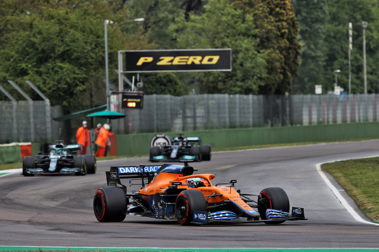 GP IMOLA, Daniel Ricciardo (AUS) McLaren MCL35M.
18.04.2021. Formula 1 World Championship, Rd 2, Emilia Romagna Grand Prix, Imola, Italy, Gara Day.
- www.xpbimages.com, EMail: requests@xpbimages.com © Copyright: Batchelor / XPB Images