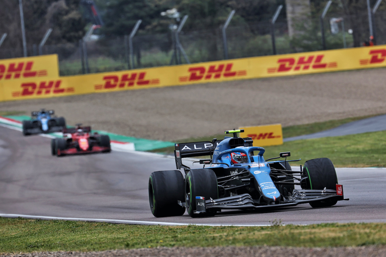 GP IMOLA, Esteban Ocon (FRA) Alpine F1 Team A521.
18.04.2021. Formula 1 World Championship, Rd 2, Emilia Romagna Grand Prix, Imola, Italy, Gara Day.
- www.xpbimages.com, EMail: requests@xpbimages.com © Copyright: Batchelor / XPB Images