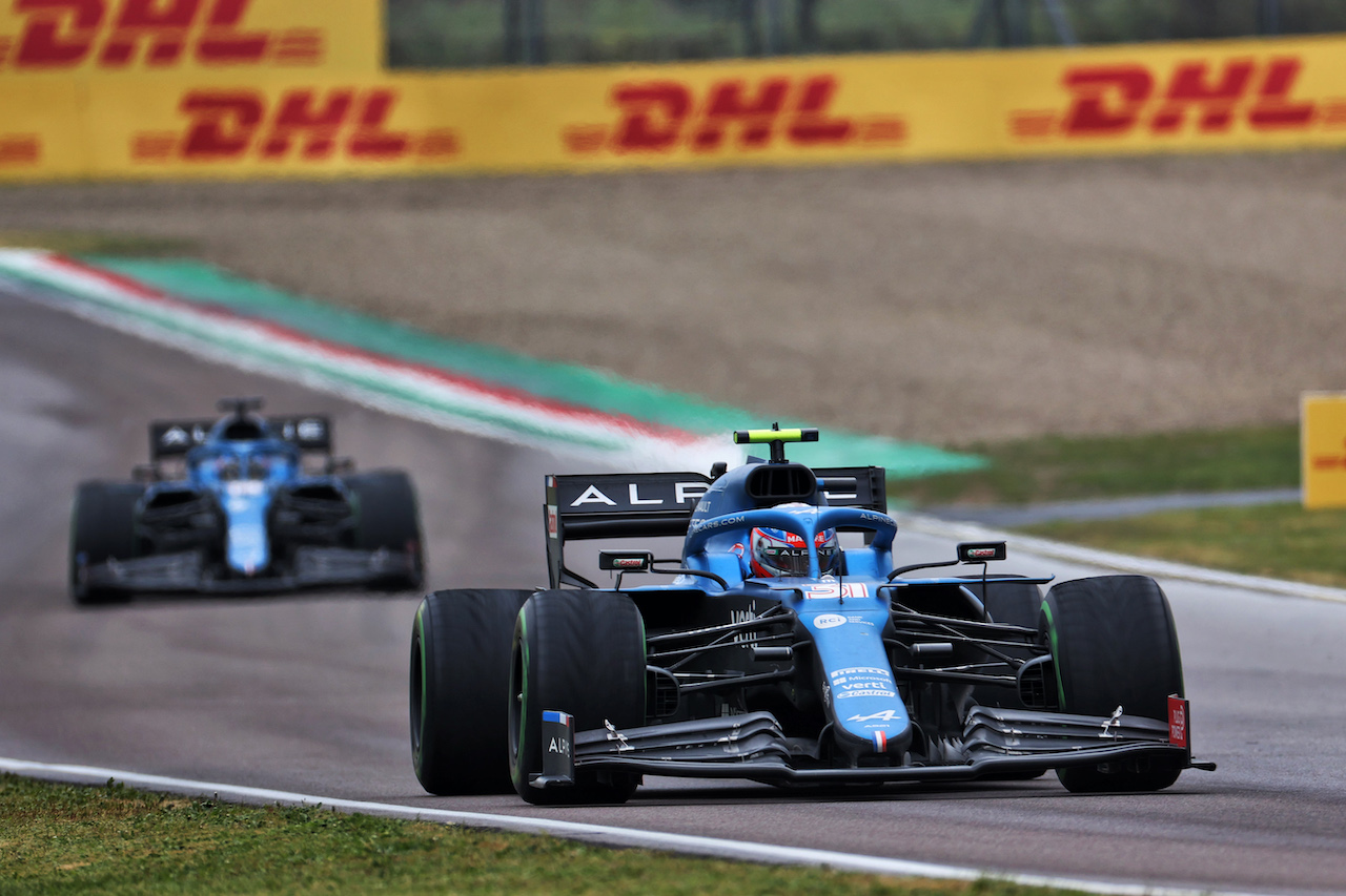 GP IMOLA, Esteban Ocon (FRA) Alpine F1 Team A521.
18.04.2021. Formula 1 World Championship, Rd 2, Emilia Romagna Grand Prix, Imola, Italy, Gara Day.
- www.xpbimages.com, EMail: requests@xpbimages.com © Copyright: Batchelor / XPB Images