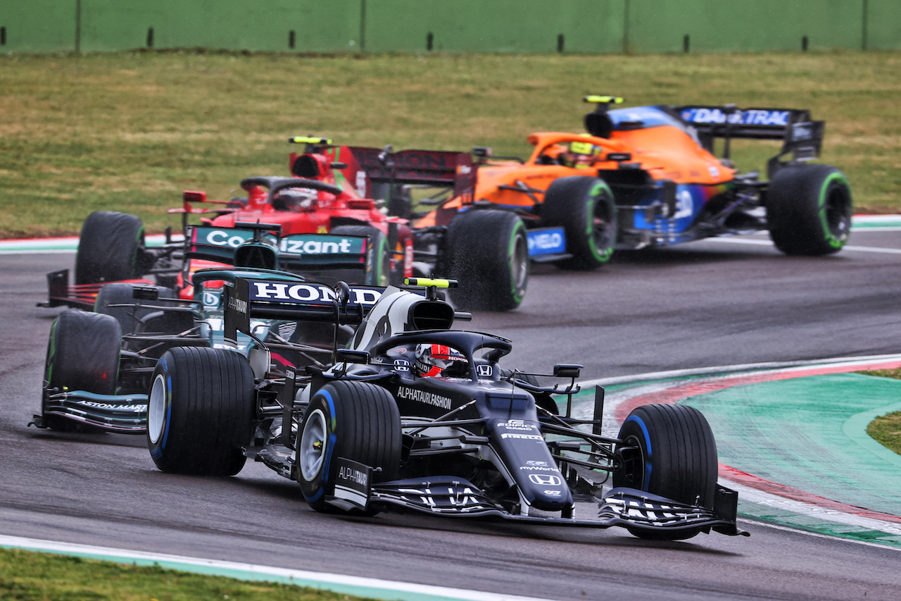 GP IMOLA, Pierre Gasly (FRA) AlphaTauri AT02.
18.04.2021. Formula 1 World Championship, Rd 2, Emilia Romagna Grand Prix, Imola, Italy, Gara Day.
- www.xpbimages.com, EMail: requests@xpbimages.com © Copyright: Charniaux / XPB Images