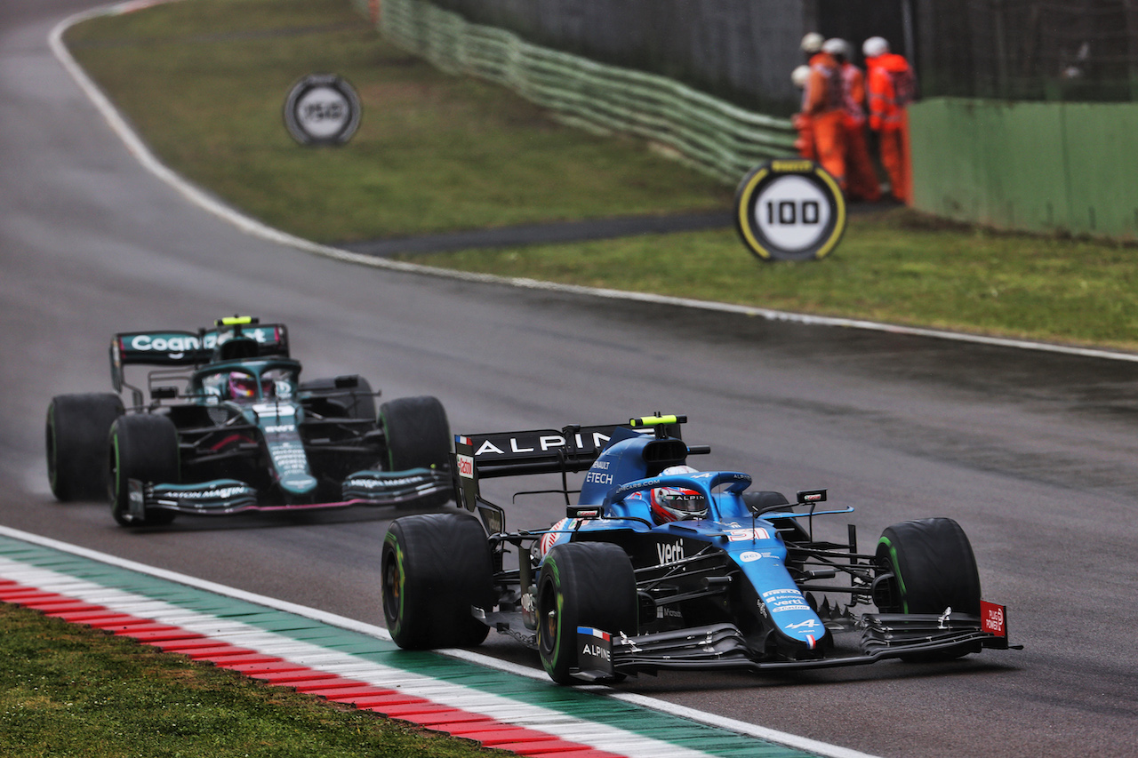 GP IMOLA, Esteban Ocon (FRA) Alpine F1 Team A521.
18.04.2021. Formula 1 World Championship, Rd 2, Emilia Romagna Grand Prix, Imola, Italy, Gara Day.
- www.xpbimages.com, EMail: requests@xpbimages.com © Copyright: Batchelor / XPB Images