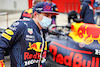 GP IMOLA, Max Verstappen (NLD) Red Bull Racing in the pits while the race is stopped.
18.04.2021. Formula 1 World Championship, Rd 2, Emilia Romagna Grand Prix, Imola, Italy, Gara Day.
- www.xpbimages.com, EMail: requests@xpbimages.com © Copyright: Bearne / XPB Images