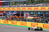 GP IMOLA, Lando Norris (GBR) McLaren MCL35M celebrates his third position as he passes his team at the end of the race.
18.04.2021. Formula 1 World Championship, Rd 2, Emilia Romagna Grand Prix, Imola, Italy, Gara Day.
- www.xpbimages.com, EMail: requests@xpbimages.com © Copyright: Charniaux / XPB Images