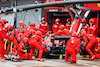 GP IMOLA, Carlos Sainz Jr (ESP) Ferrari SF-21 makes a pit stop.
18.04.2021. Formula 1 World Championship, Rd 2, Emilia Romagna Grand Prix, Imola, Italy, Gara Day.
- www.xpbimages.com, EMail: requests@xpbimages.com © Copyright: Moy / XPB Images