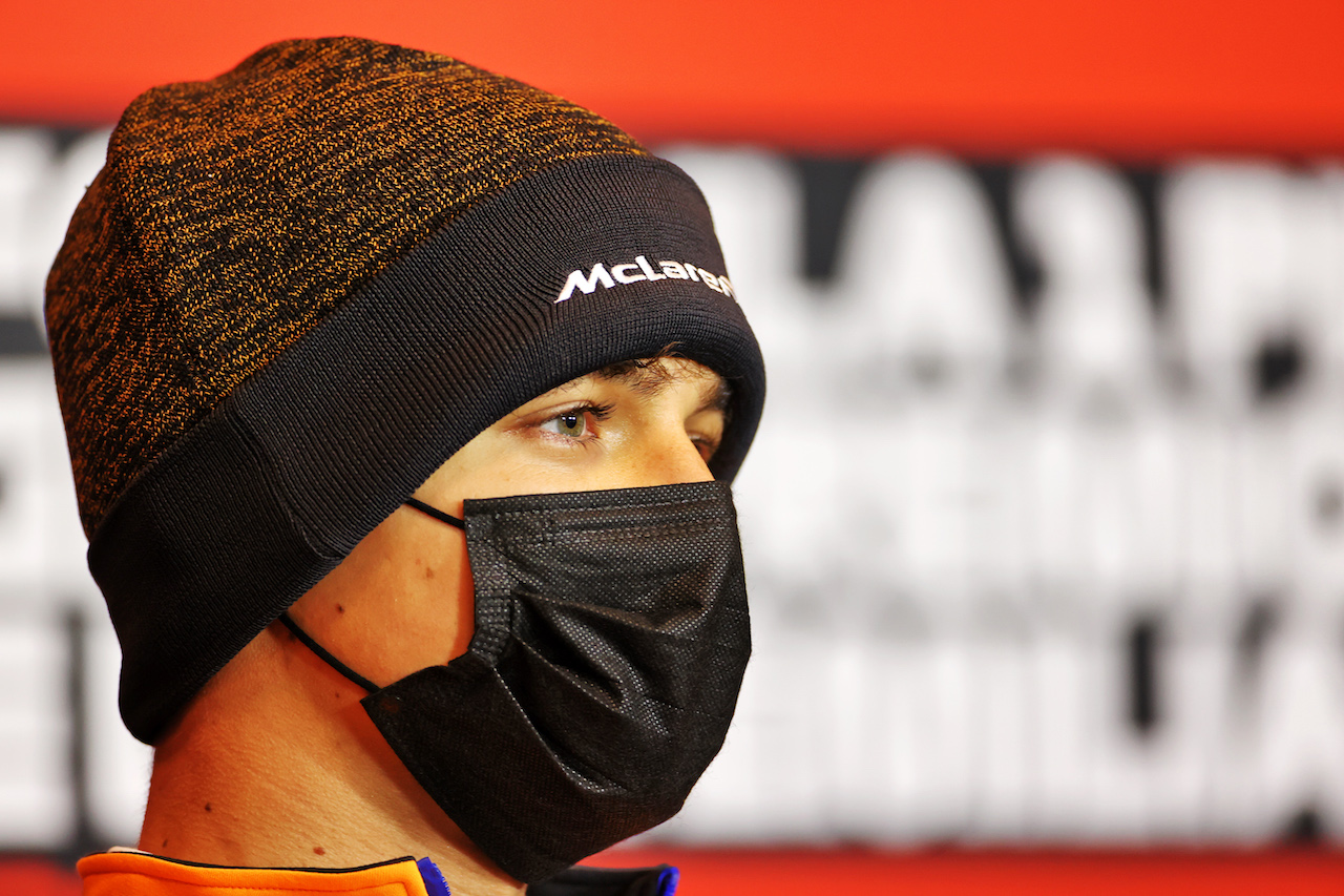 GP IMOLA, Lando Norris (GBR) McLaren in the FIA Press Conference.
15.04.2021. Formula 1 World Championship, Rd 2, Emilia Romagna Grand Prix, Imola, Italy, Preparation Day.
- www.xpbimages.com, EMail: requests@xpbimages.com © Copyright: Charniaux / XPB Images