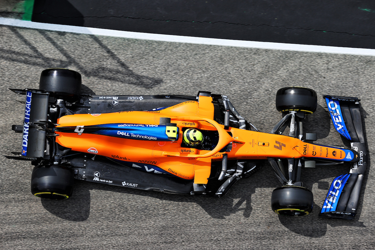GP IMOLA, Lando Norris (GBR) McLaren MCL35M.
17.04.2021. Formula 1 World Championship, Rd 2, Emilia Romagna Grand Prix, Imola, Italy, Qualifiche Day.
- www.xpbimages.com, EMail: requests@xpbimages.com © Copyright: Batchelor / XPB Images
