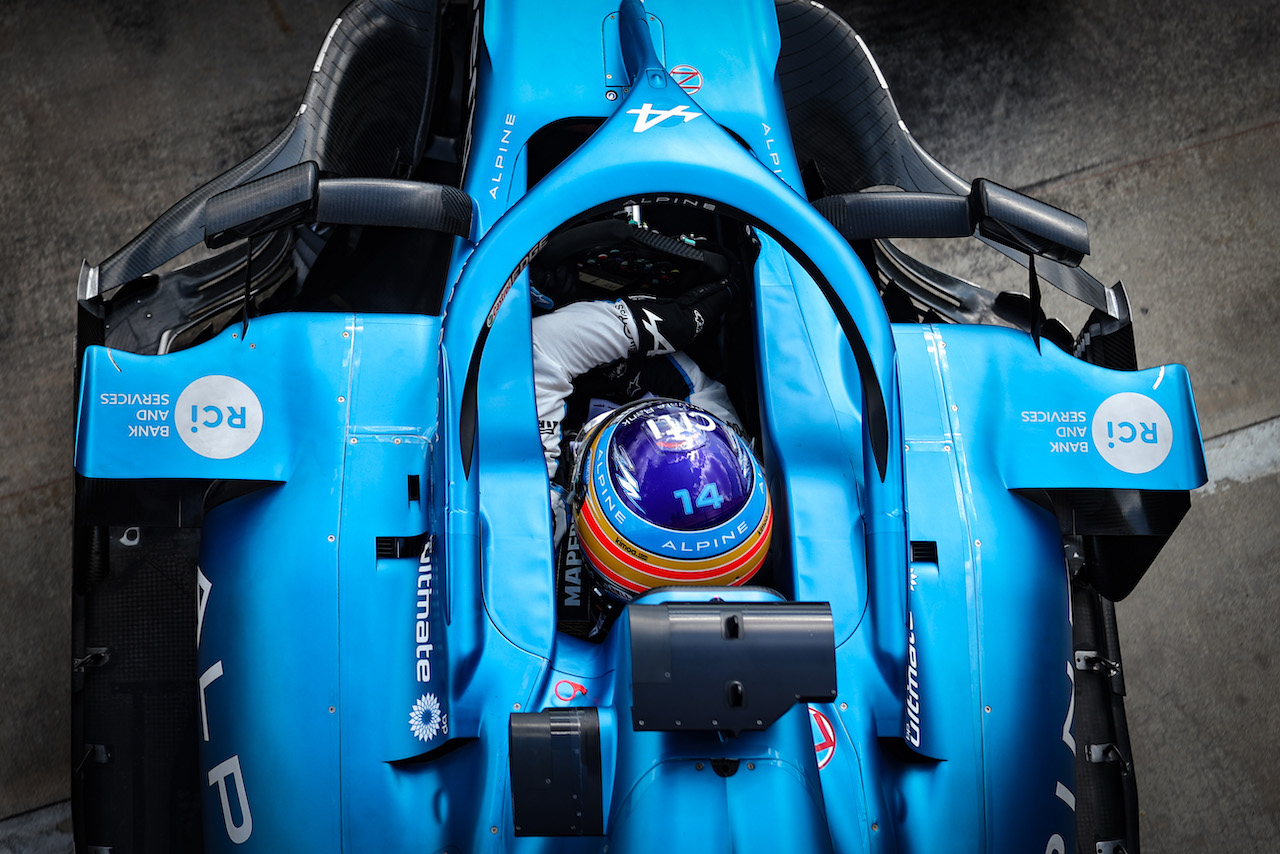 GP IMOLA, Fernando Alonso (ESP), Alpine F1 Team 
17.04.2021. Formula 1 World Championship, Rd 2, Emilia Romagna Grand Prix, Imola, Italy, Qualifiche Day.
- www.xpbimages.com, EMail: requests@xpbimages.com © Copyright: Charniaux / XPB Images