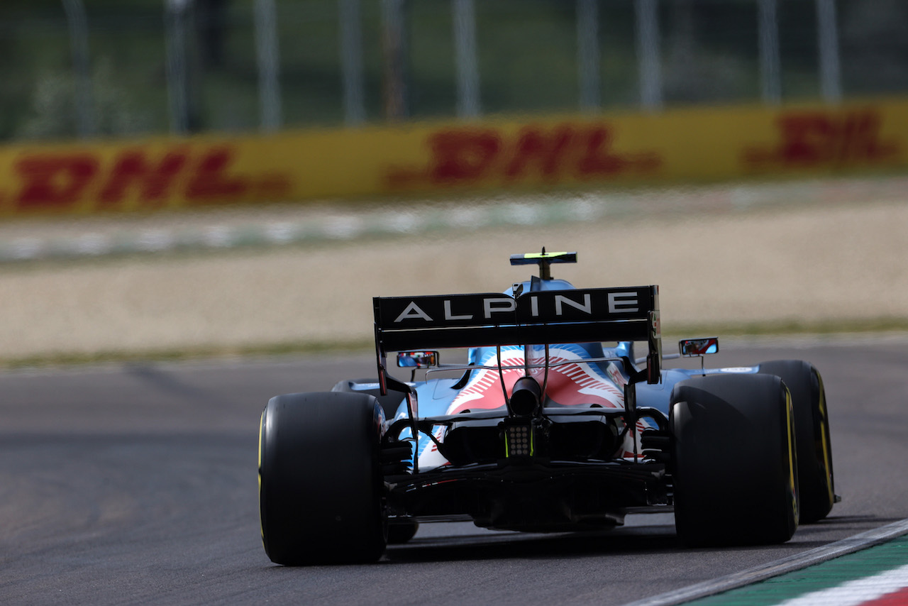 GP IMOLA, Esteban Ocon (FRA), Alpine F1 Team 
17.04.2021. Formula 1 World Championship, Rd 2, Emilia Romagna Grand Prix, Imola, Italy, Qualifiche Day.
- www.xpbimages.com, EMail: requests@xpbimages.com ¬© Copyright: Charniaux / XPB Images