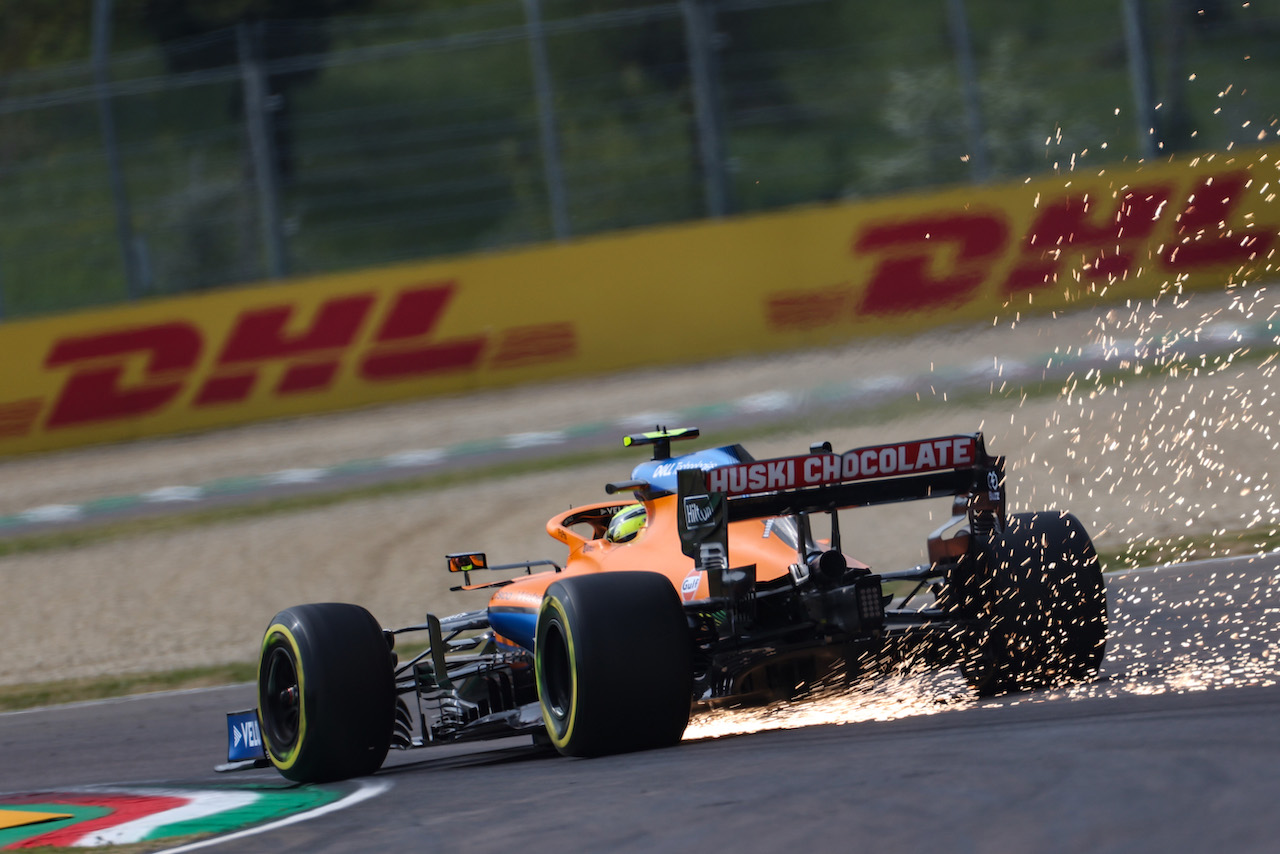 GP IMOLA, Lando Norris (GBR), McLaren F1 Team 
17.04.2021. Formula 1 World Championship, Rd 2, Emilia Romagna Grand Prix, Imola, Italy, Qualifiche Day.
- www.xpbimages.com, EMail: requests@xpbimages.com ¬© Copyright: Charniaux / XPB Images